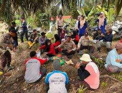 Wujudkan Ketahanan Pangan, Polsek Kemuning Dukung Penanaman Jagung di Desa Kemuning Muda