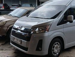 Mobil Dinas BP 7156 AP Siap Beroperasi: Toyota Hiace Premio Aset Pemprov Kepri Jalani Perawatan Akhir