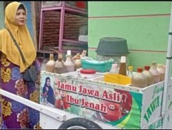 Penjual Jamu Keliling: Cermin Ketangguhan Ekonomi Rakyat dan Tantangan Pembangunan yang Berkeadilan