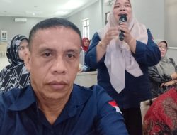Guru SMA se-Kota Batam Dapat Pelatihan Public Speaking dan Literasi Matematika