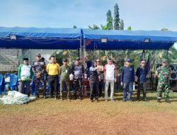 Wujud Sinergitas Polri dan Masyarakat: Polsek Bulang Pimpin Gotong Royong Bersama di Pulau Buluh