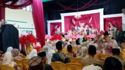 Resepsi Pernikahan Ammy S.Pd dan Gilang Ramadhan Berlangsung Khidmat di Aula SMK Negeri Lahat, Bupati Titip Pesan Kebersamaan