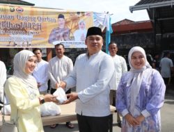 Polres Muara Enim Tebar Kepedulian: 14 Sapi dan 12 Kambing Kurban Dibagikan untuk Warga di Idul Adha 1447 H*